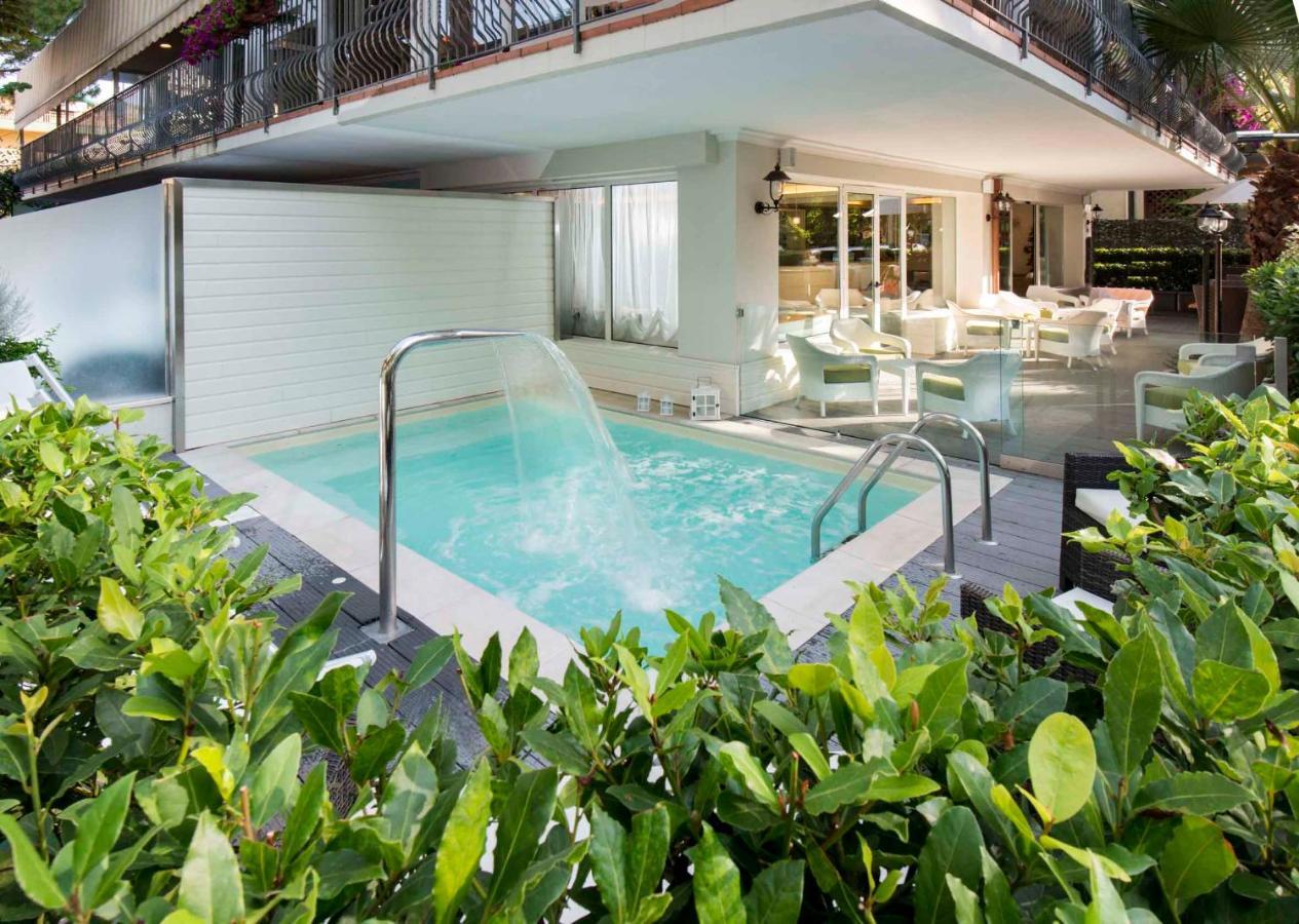 Atlas Hotel Riccione Kültér fotó