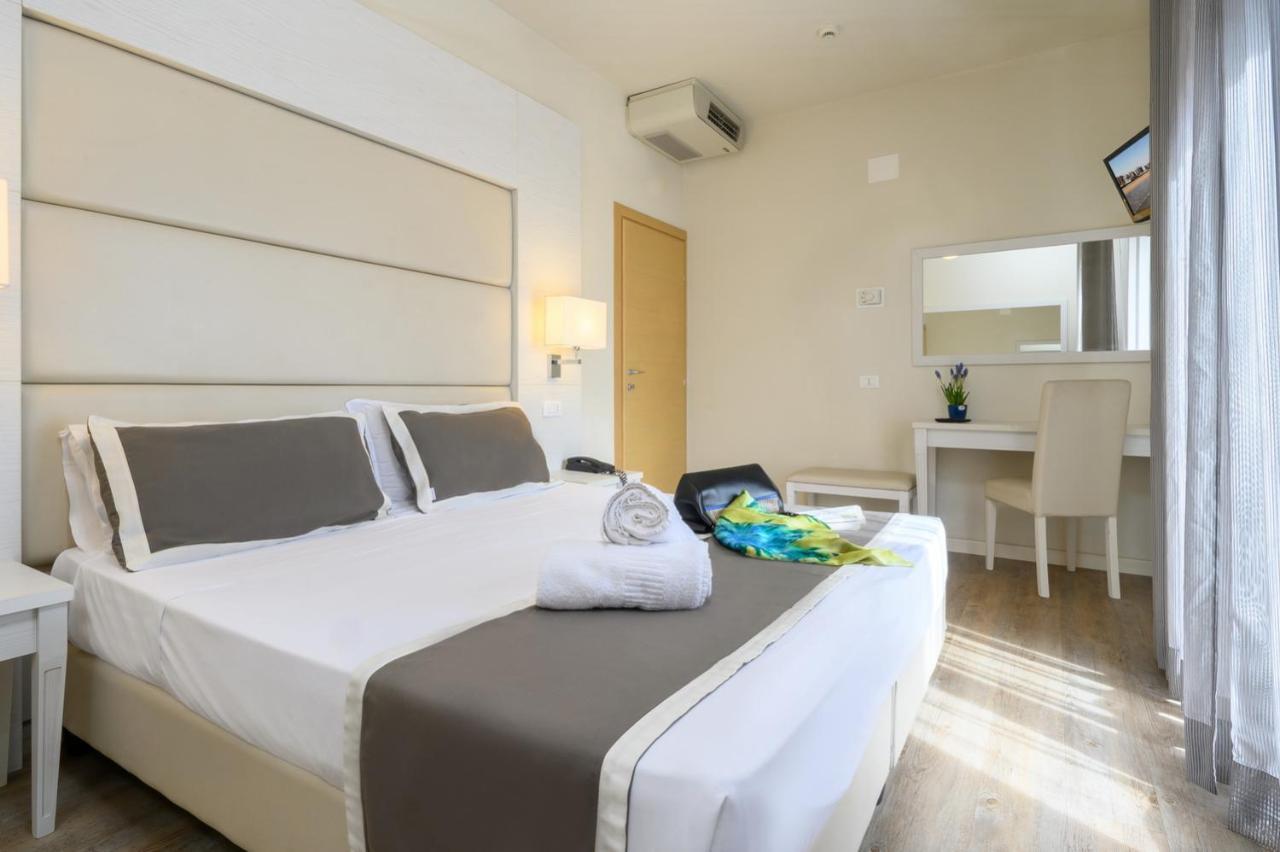 Atlas Hotel Riccione Kültér fotó