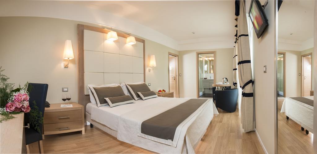 Atlas Hotel Riccione Kültér fotó