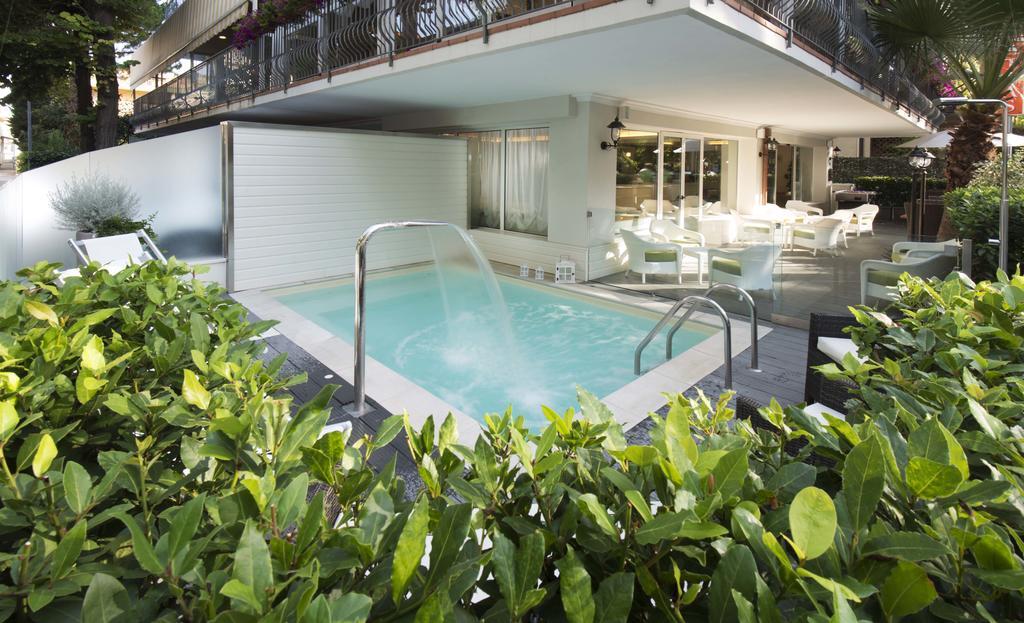 Atlas Hotel Riccione Kültér fotó